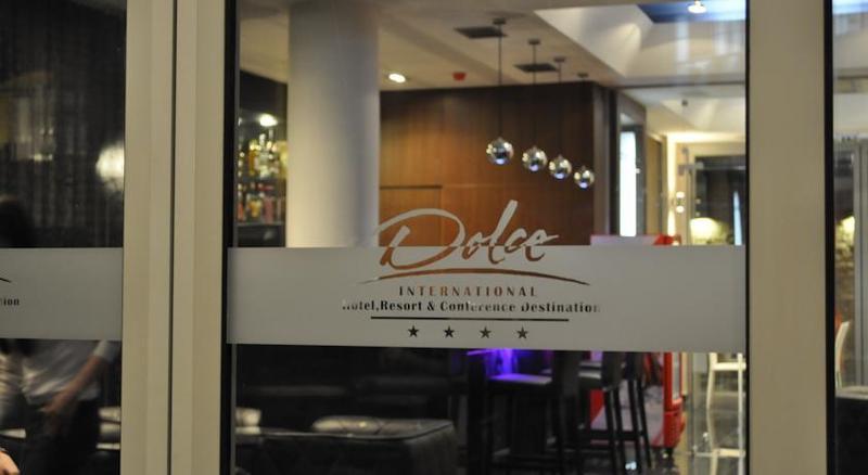 Hotel Dolce International Skopje Esterno foto