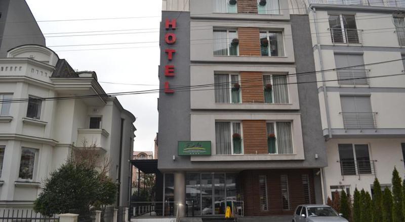 Hotel Dolce International Skopje Esterno foto